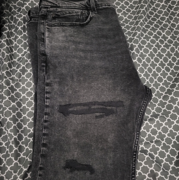 Levis 512 Distressed Slim Jeans. Dark Grey - Picture 3 of 5
